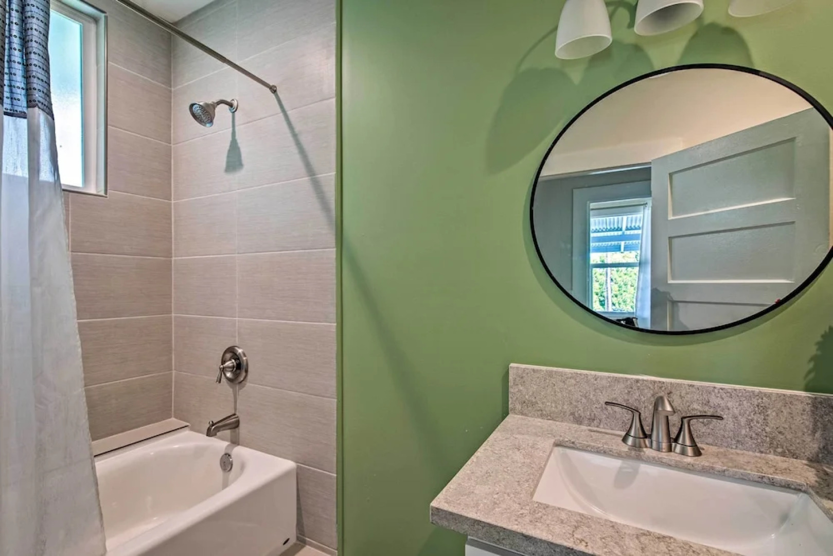 Papaikou Escape < 3 Mi to Botanical Garden!