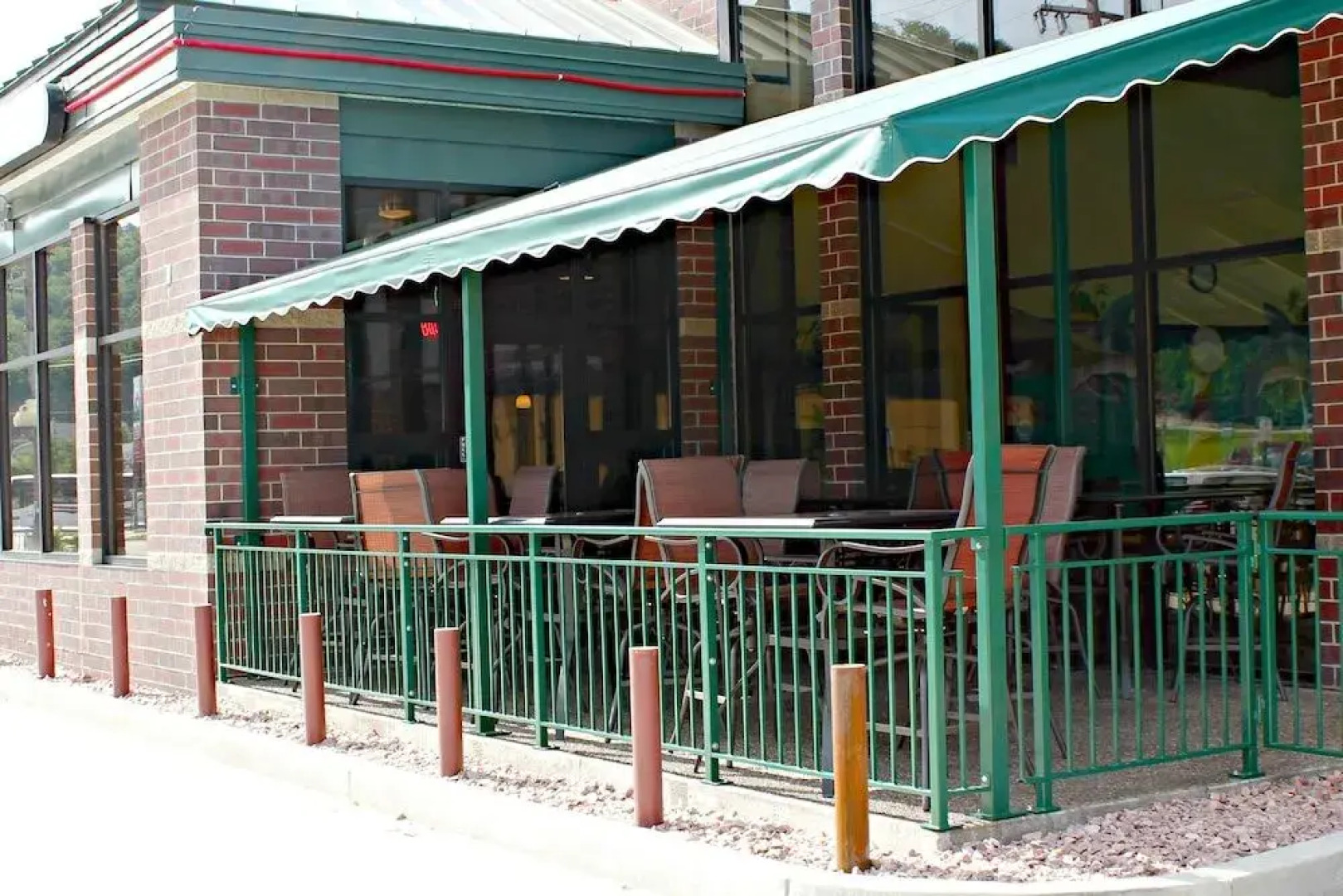 Express Suites Riverport Inn & Suites