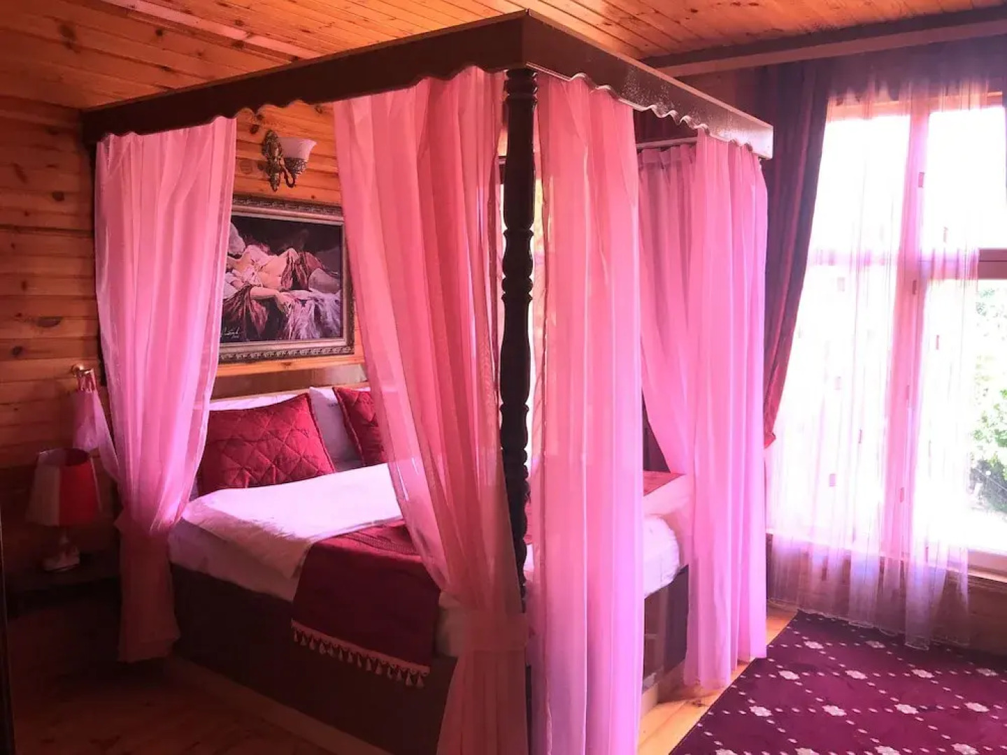 Kungut Hotel & Resort