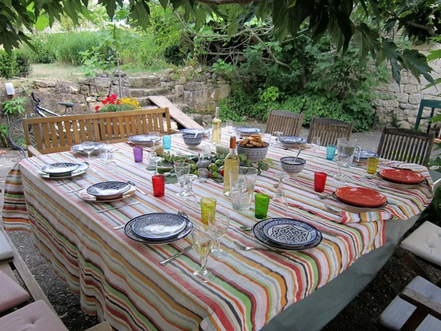 Peaceful Cottage with Swimming Pool in Fayssac France
