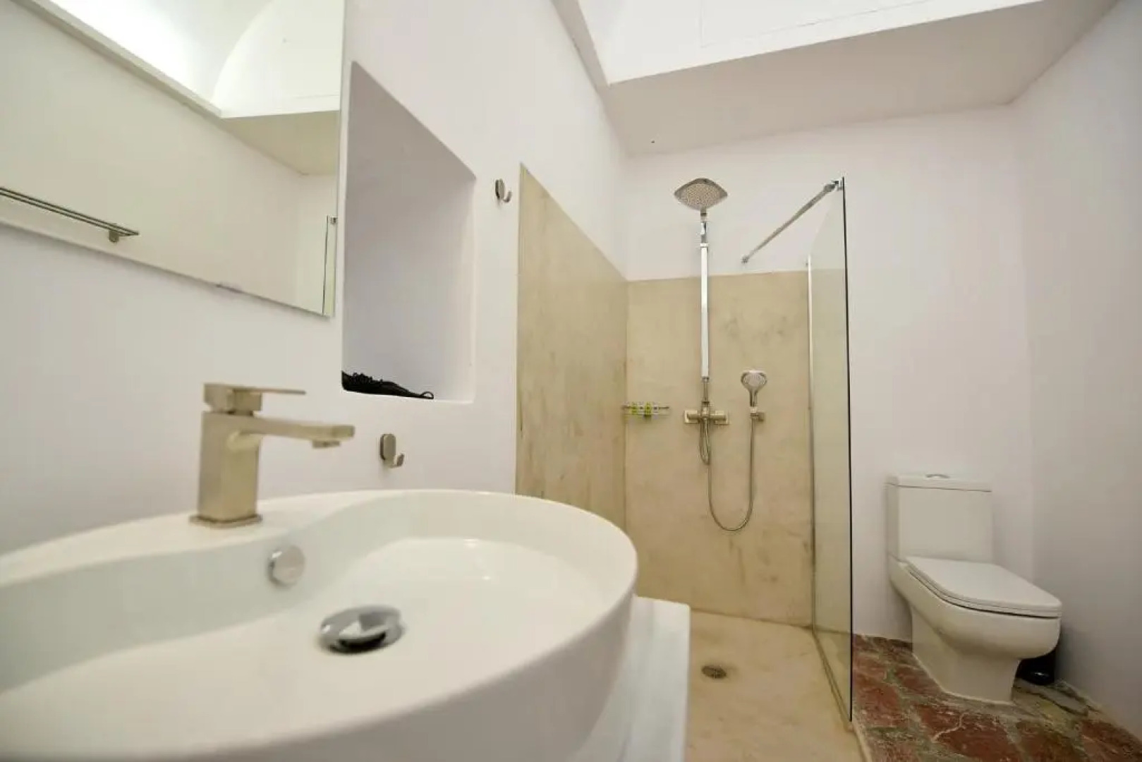 Hydra Hospitality Port Apartment