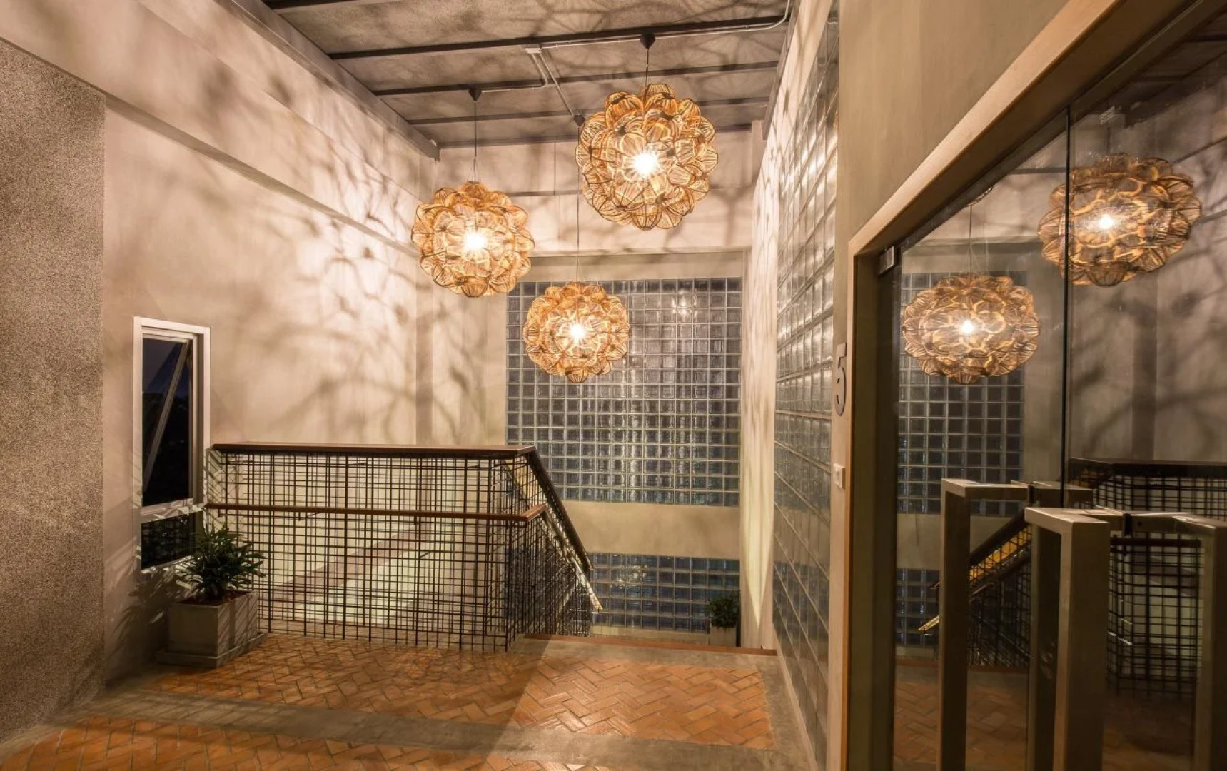 Laekhon Nonbai Hotel