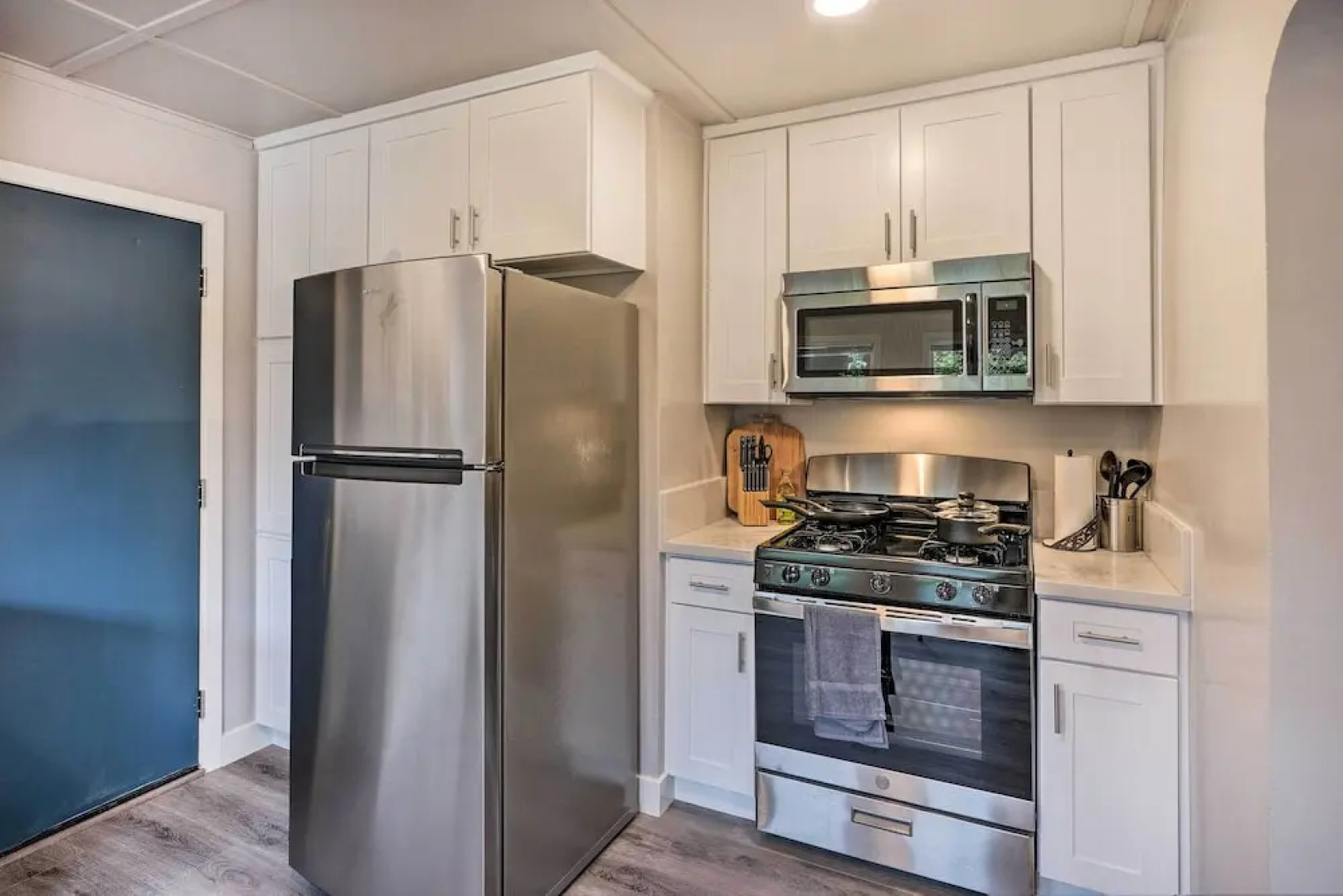 Cozy Elk Grove Home in the Heart of Old Town!