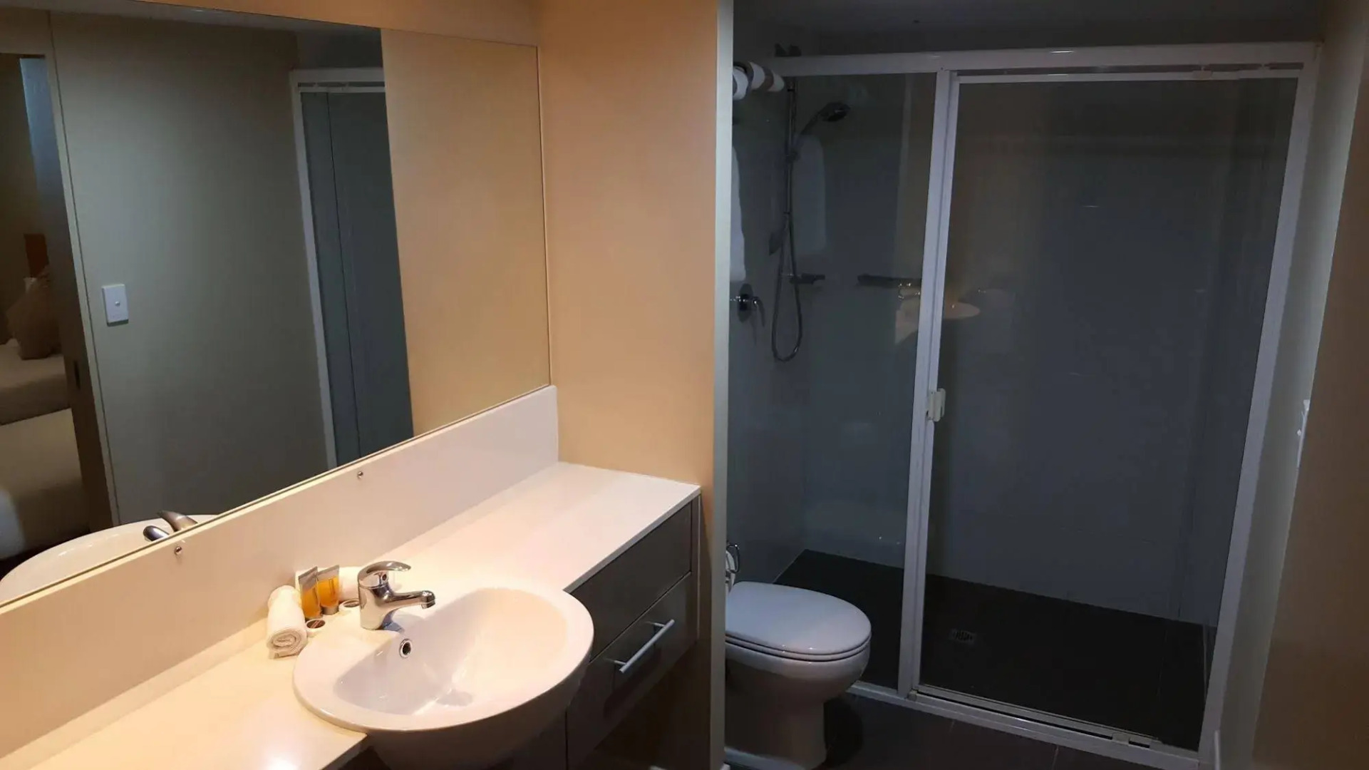 Pier Resort Apartments