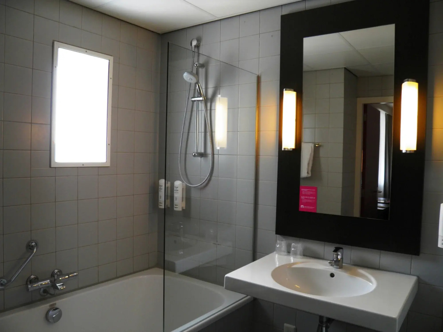 Leonardo Hotel Breda City Center