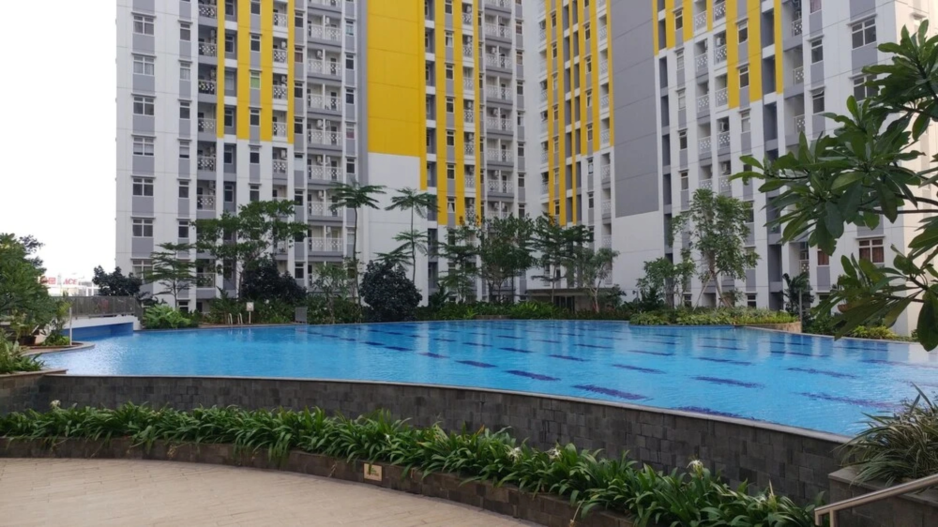 Stylish Studio The Springlake Summarecon Bekasi Apartment