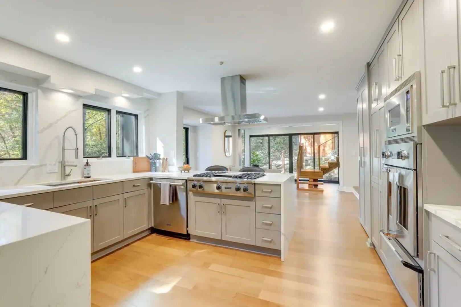 Mid-century Modern Luxe Retreat w/ Hot Tub & Decks