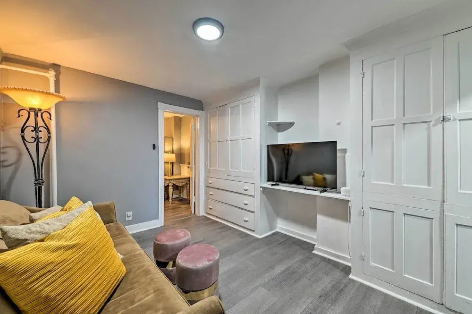 Sophisticated Albany Vacation Rental