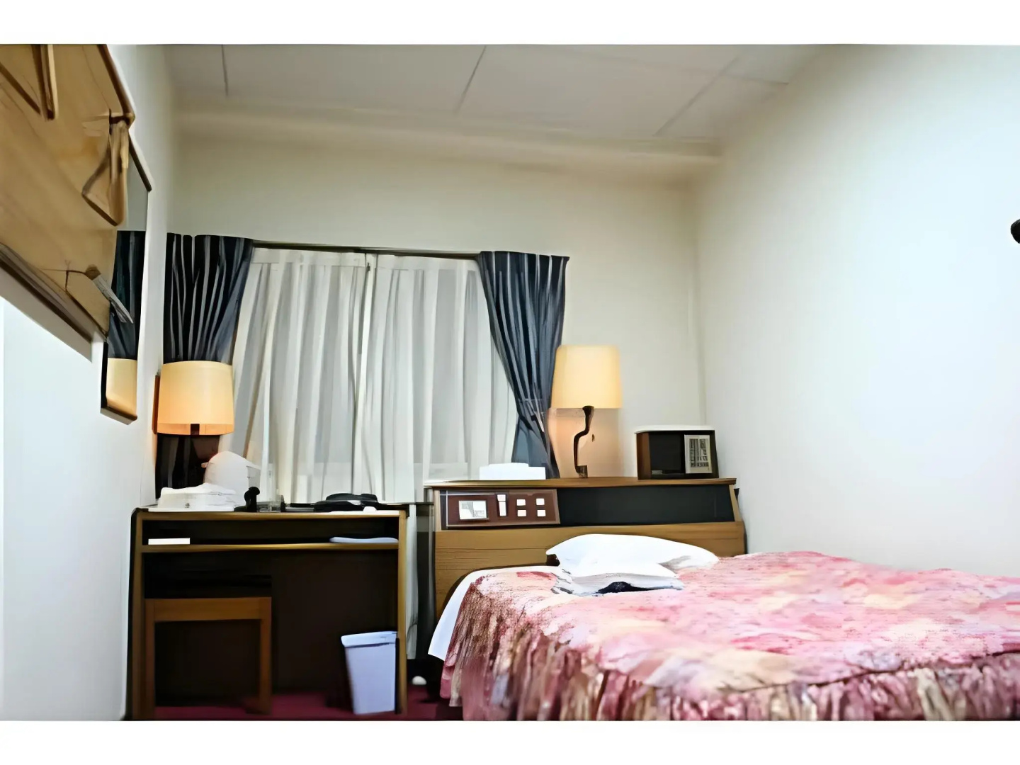Kochi Business Hotel Bekkan