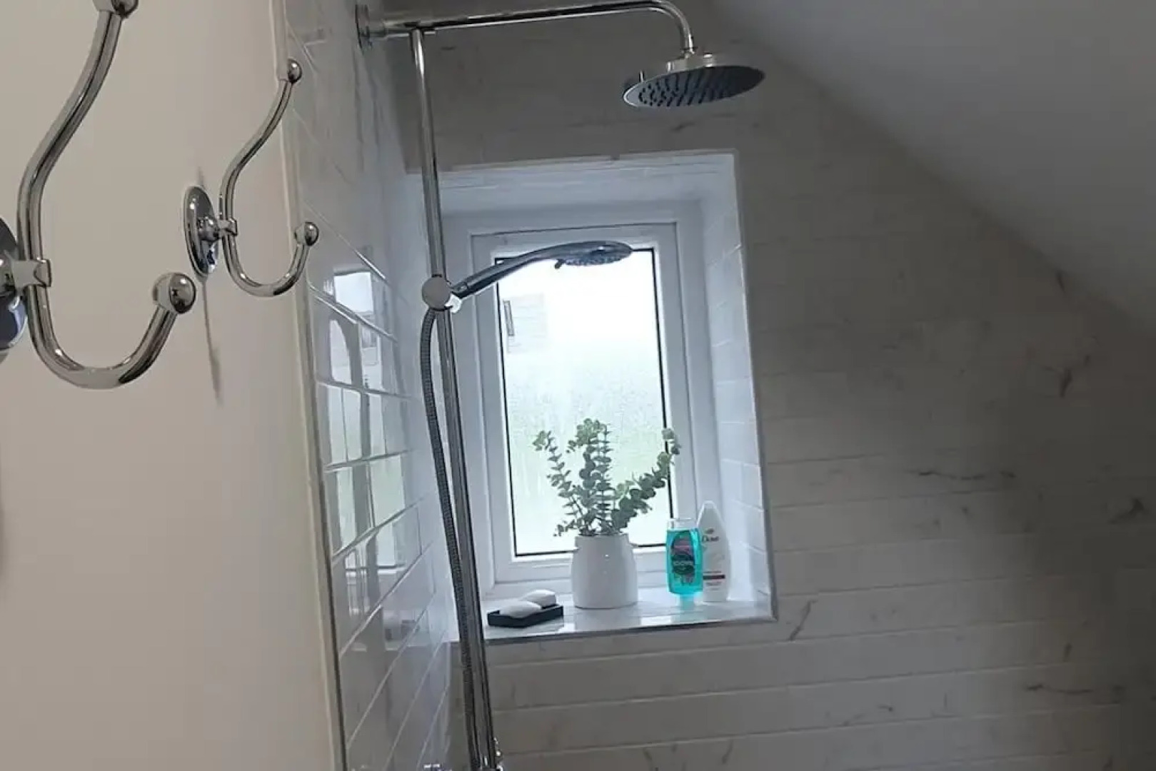 Apartment-sleeps2-parking-garden-patio