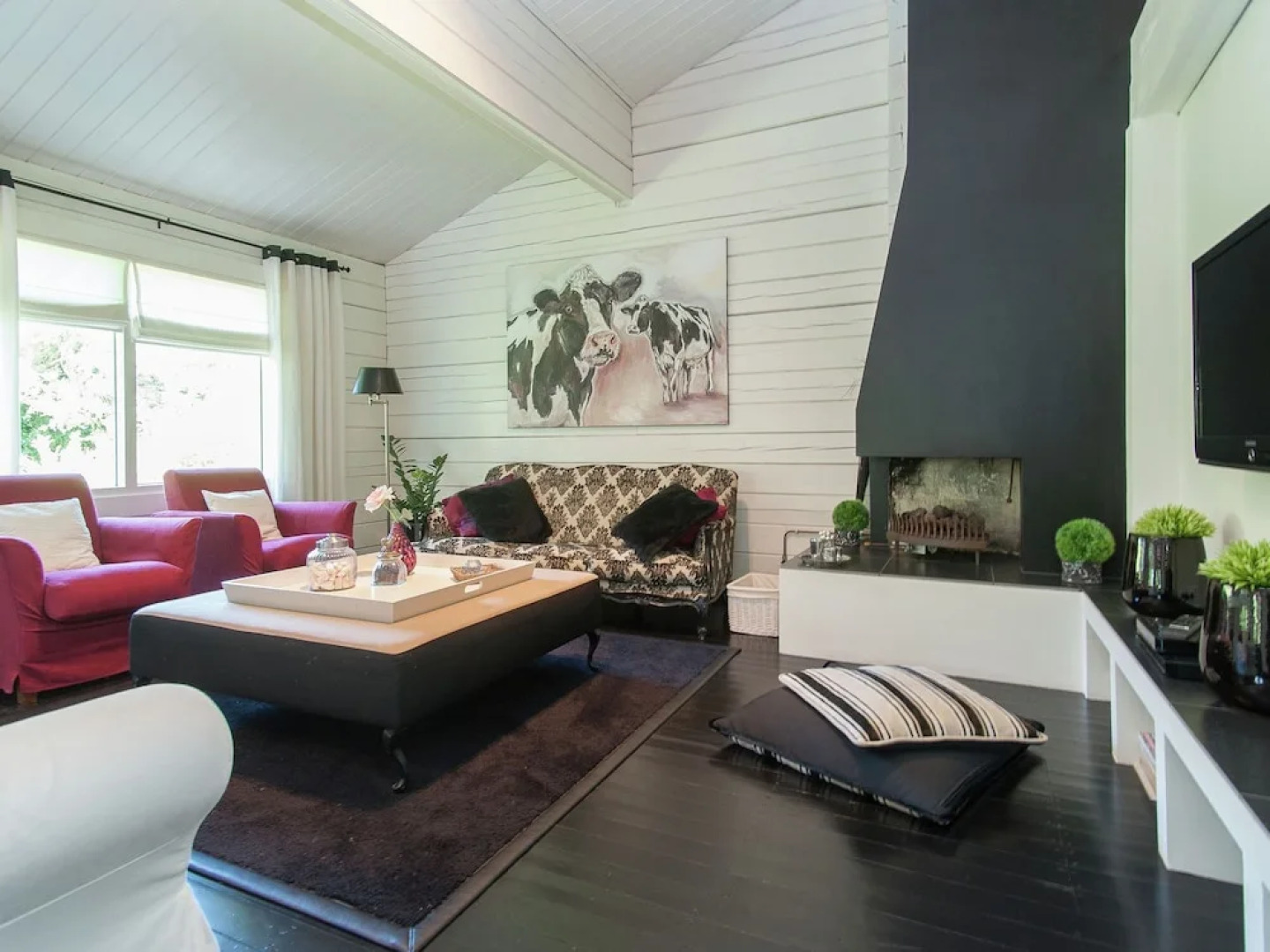 Upscale Mansion in Huisduinen North Holland With Garden