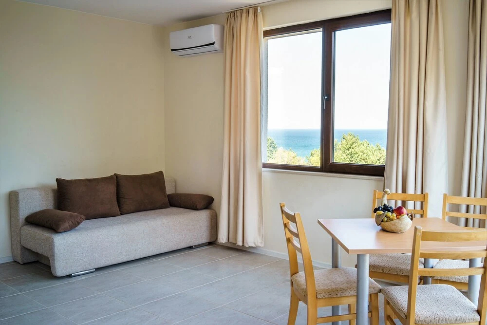 Moreto Seaside Aparthotel