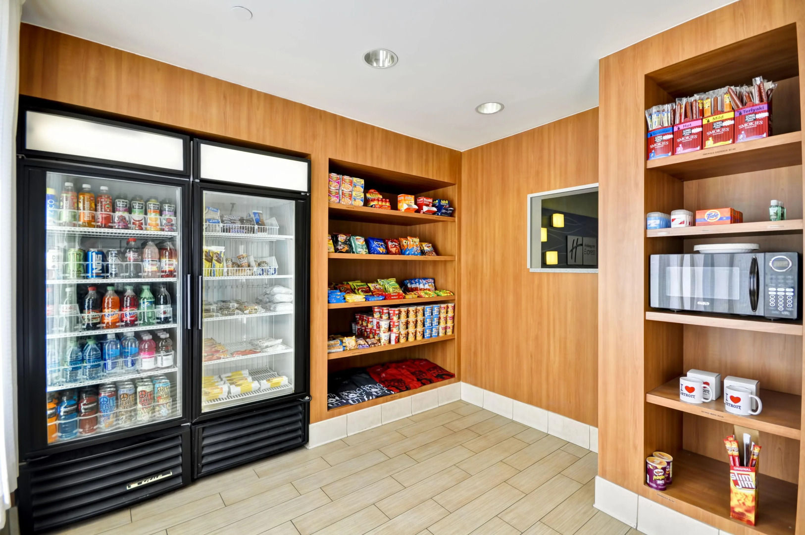 Holiday Inn Express Romulus / Detroit Airport by IHG