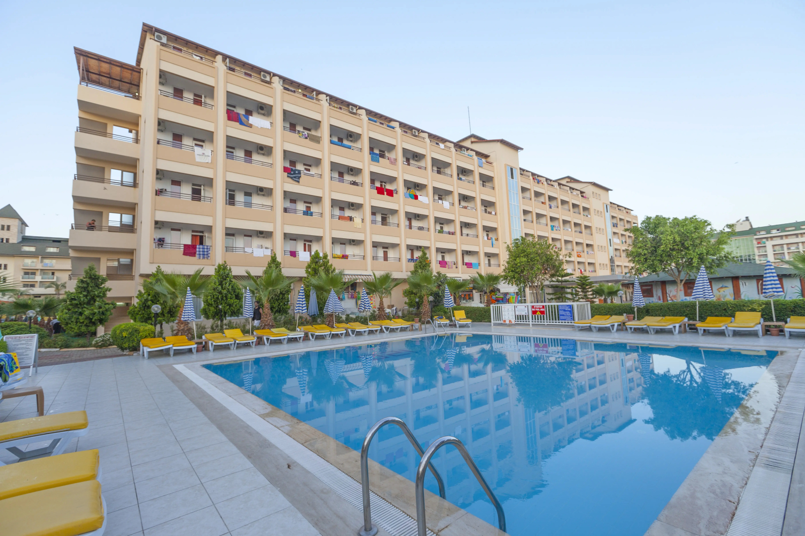 Отель Xeno Eftalia Resort 