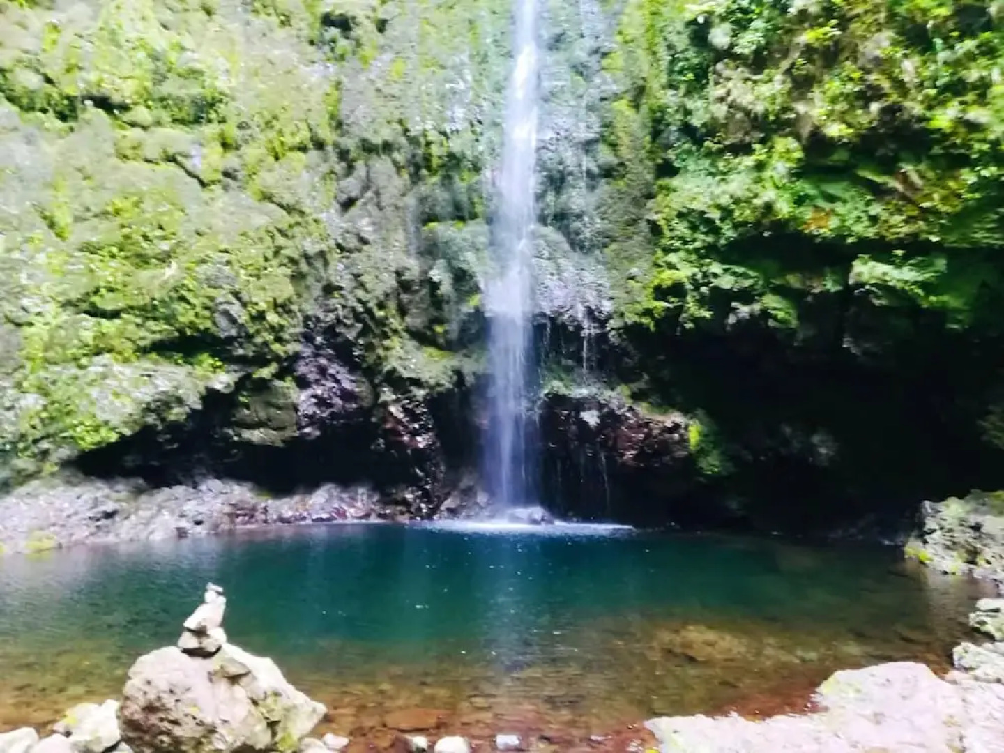 House With 4 Bedrooms in São Jorge, With Wonderful sea View, Enclosed Garden and Wifi