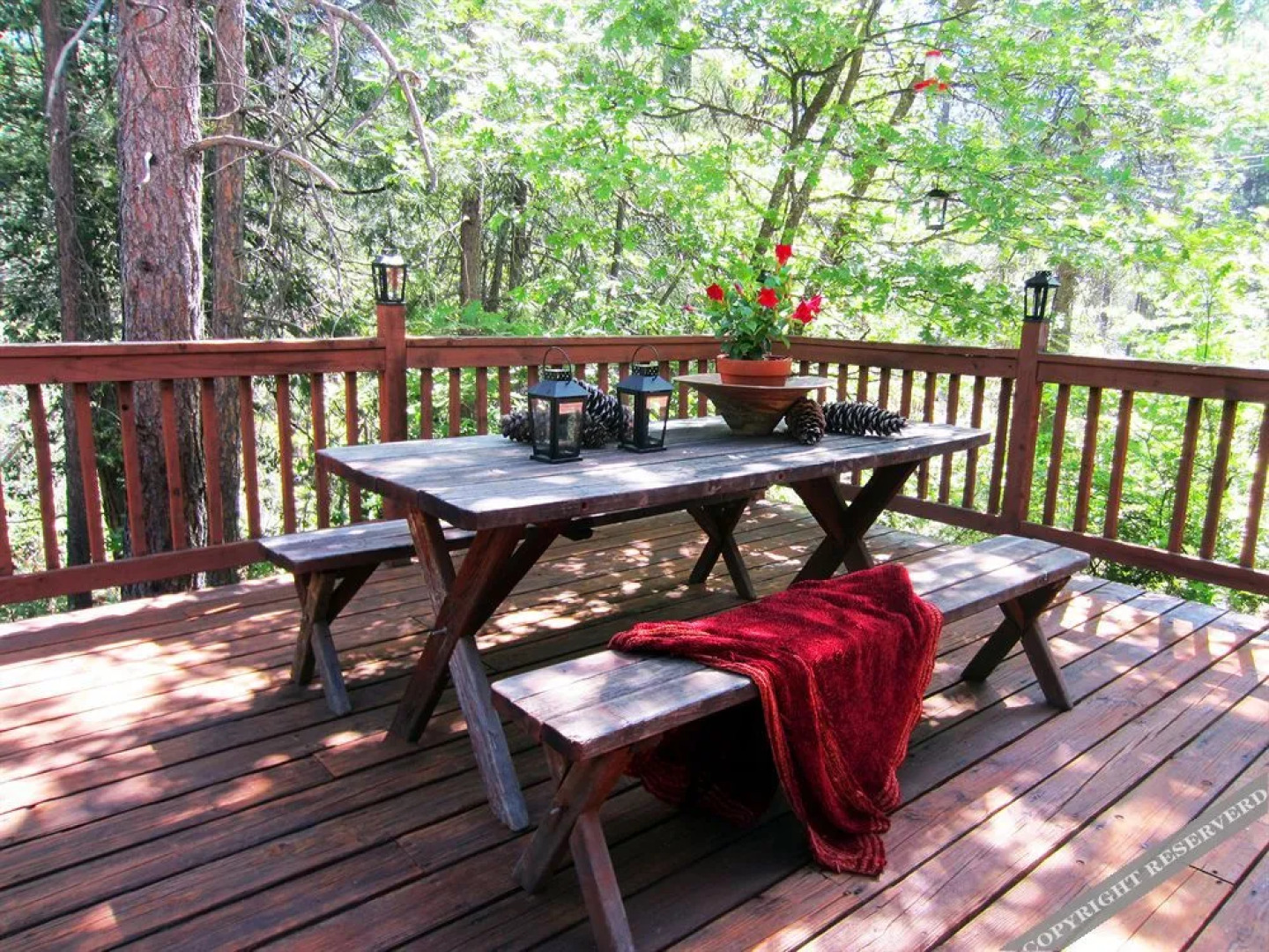 The Red Rooster Lodge