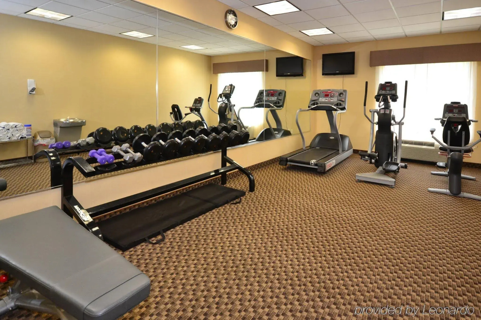 Best Western Plus Victor Inn & Suites