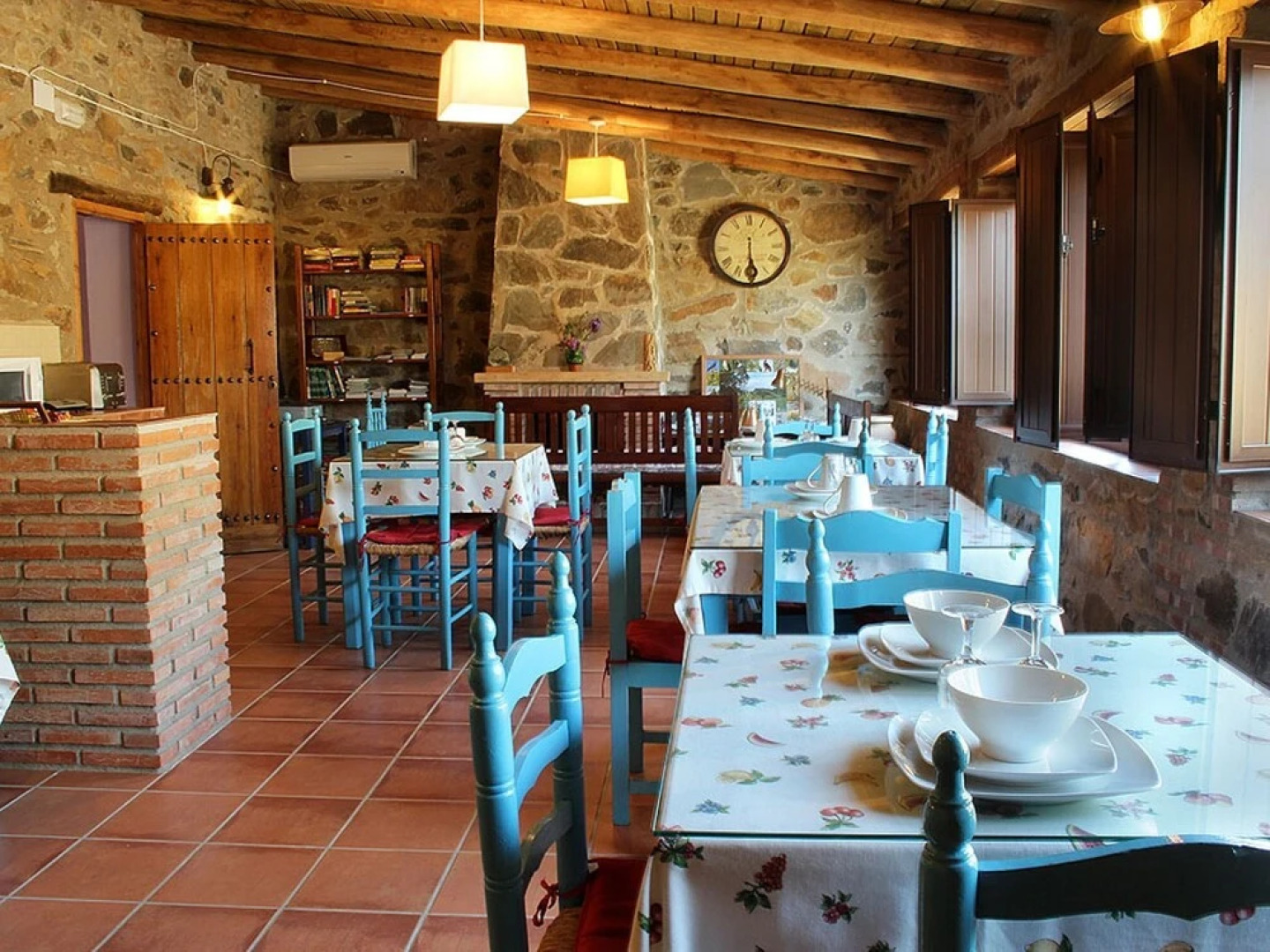 Rural Farmhouse in Valencia de Alcántara With Pool