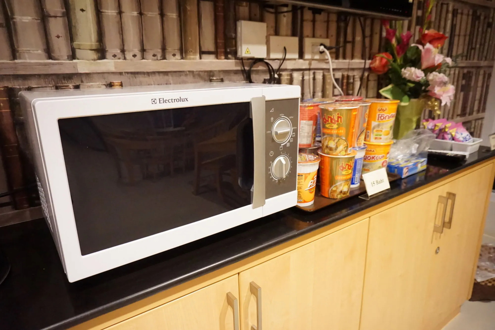 Chompu Nakarin Apartment