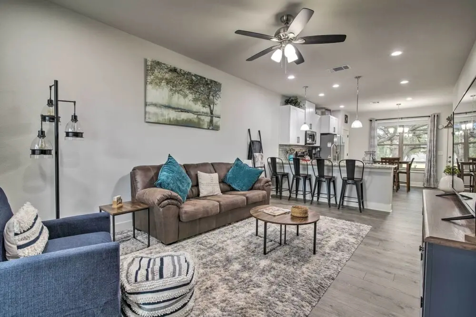 Lago Vista Townhome Near Lake Travis!
