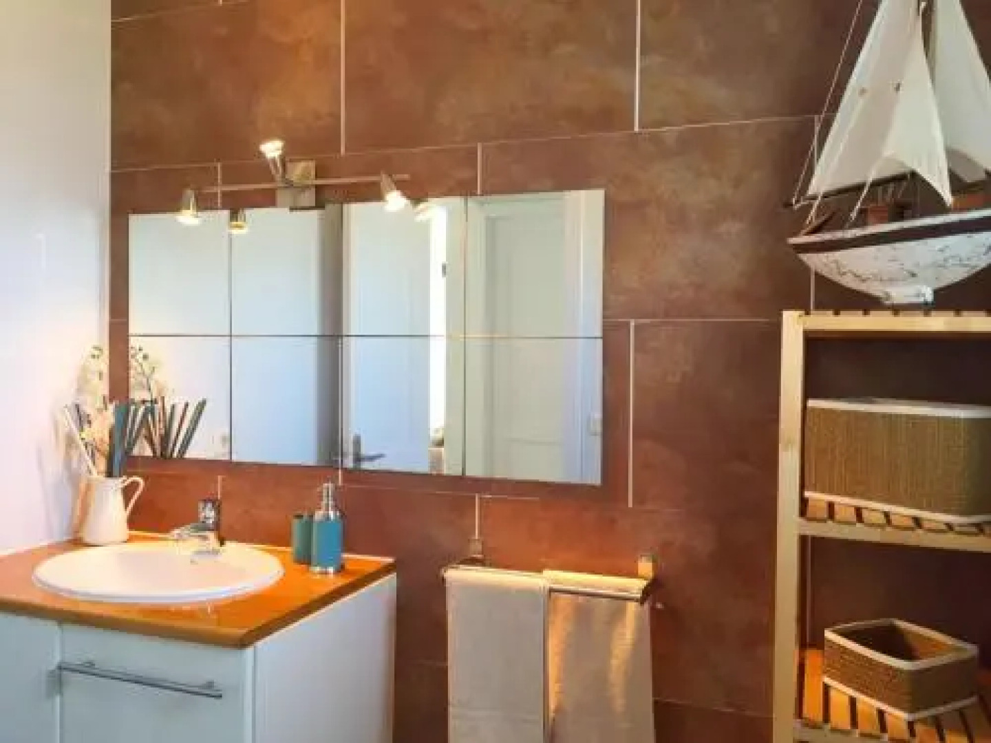 Casita Blanca, Jardín del Sol 1