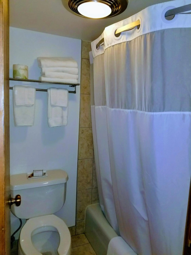 The Round Barn Lodge