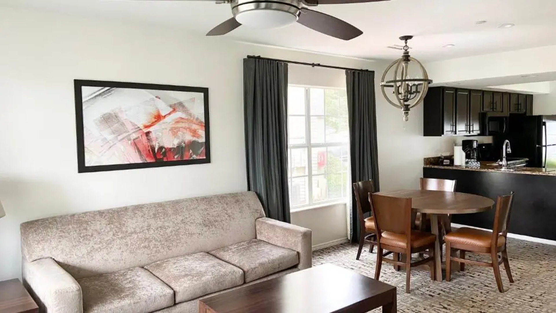 Wyndham Branson at The Falls