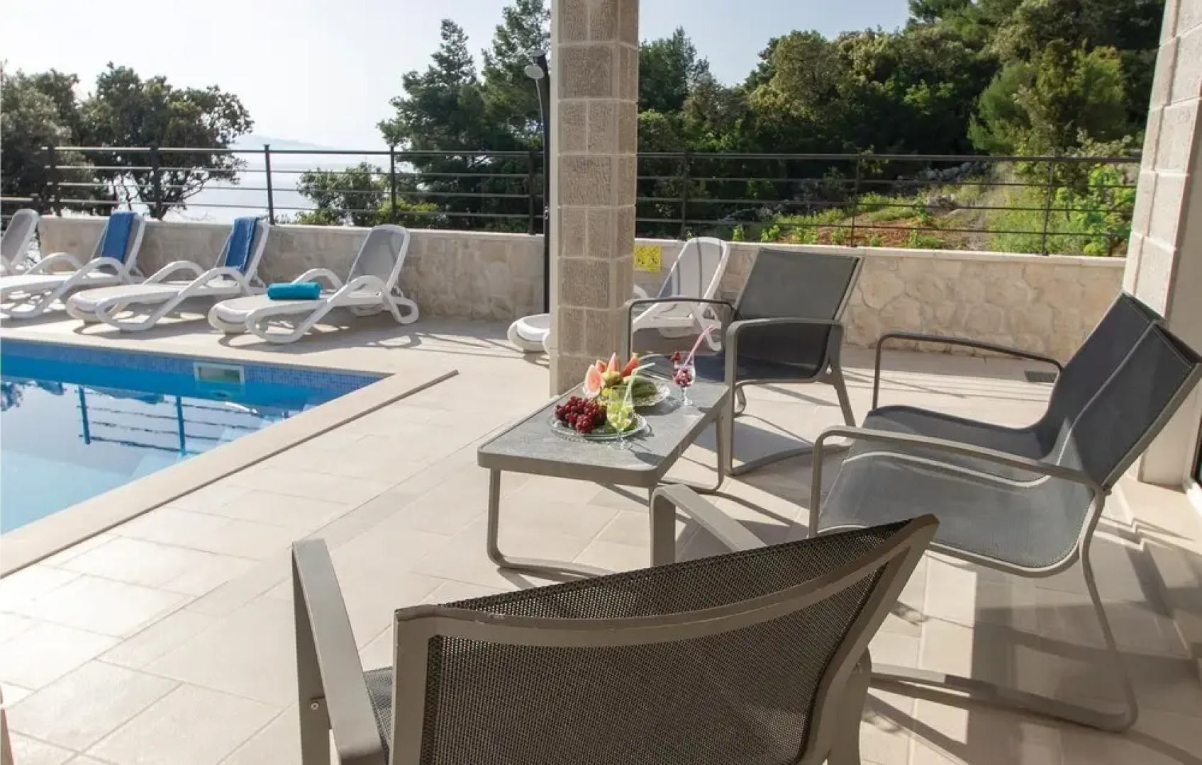 Beautiful Home in Dingac With Wifi and 3 Bedrooms