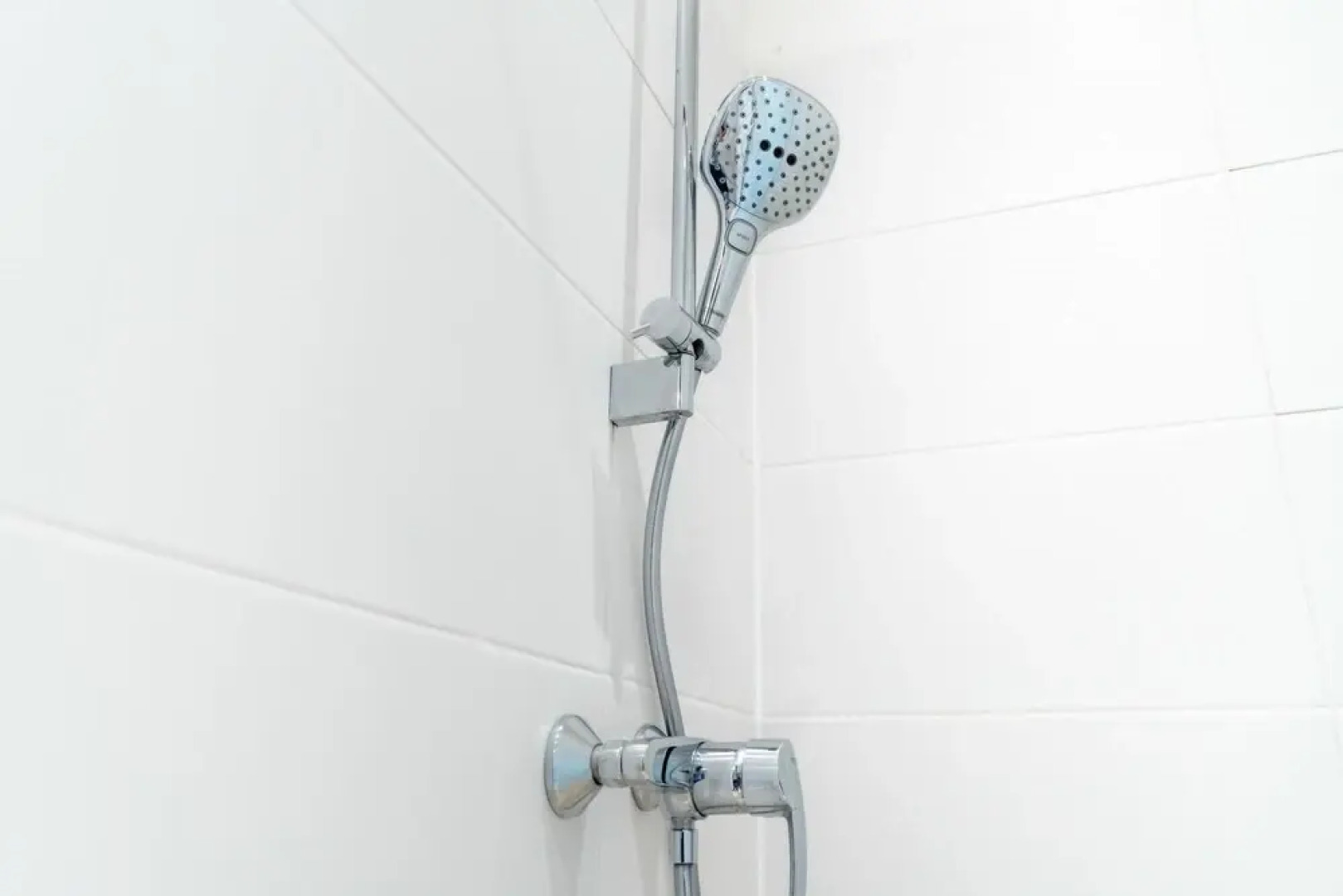 Top Floor Apartment With Terrace King Bed Air Conditioning in Krems City