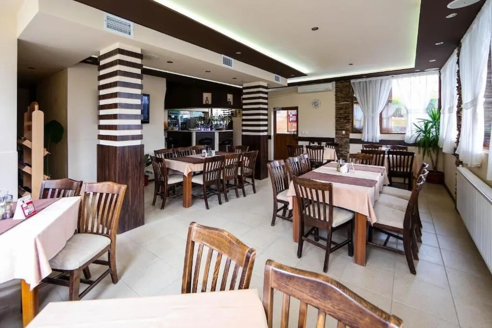 Sharkov Family Hotel