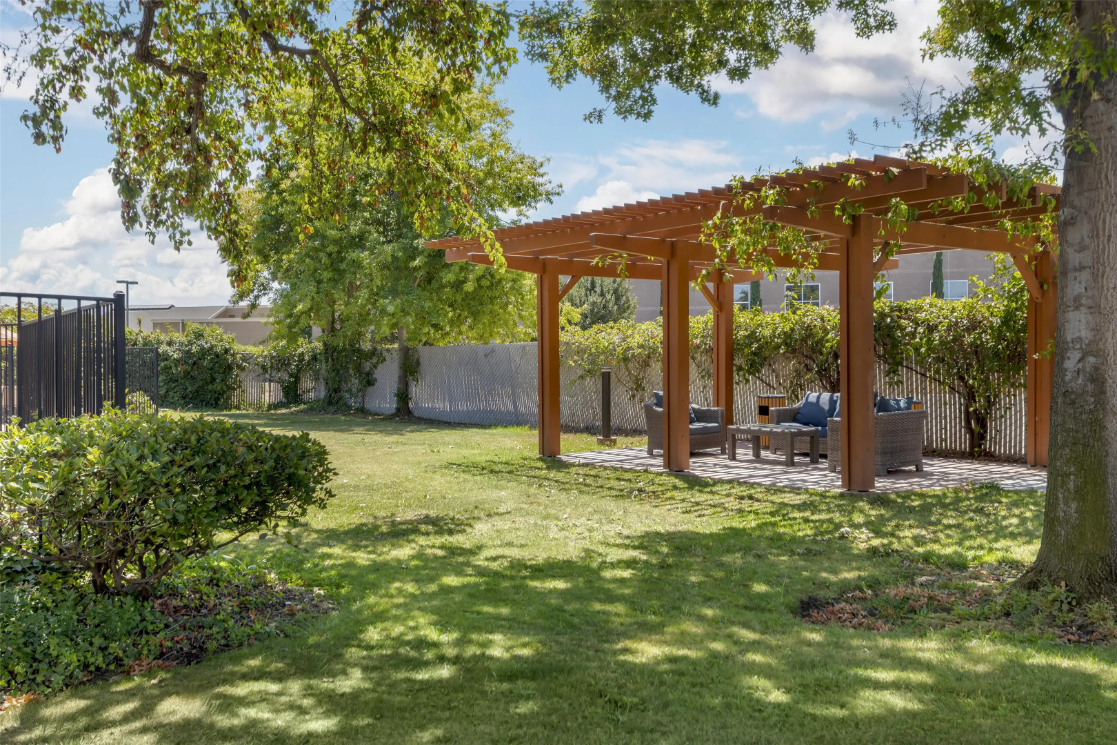 Best Western Plus Garden Court Inn