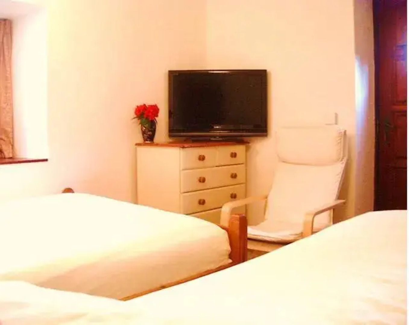 Horseshoe Pass Holiday Lets