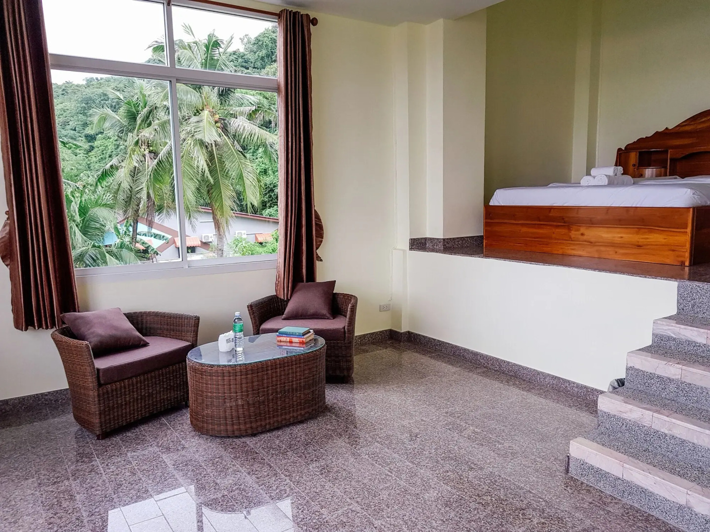 The Lake House Ko Yo