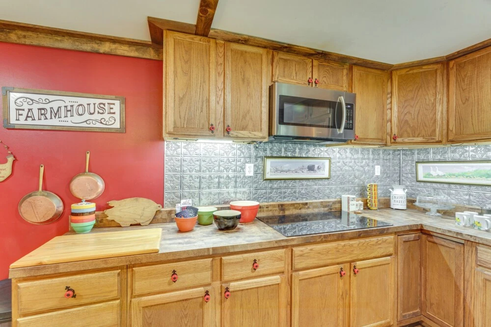 Banner Elk Nature-filled Home w/ Covered Deck!