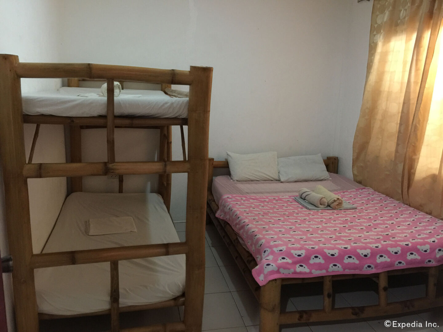 Acacia Sunset Village Inn