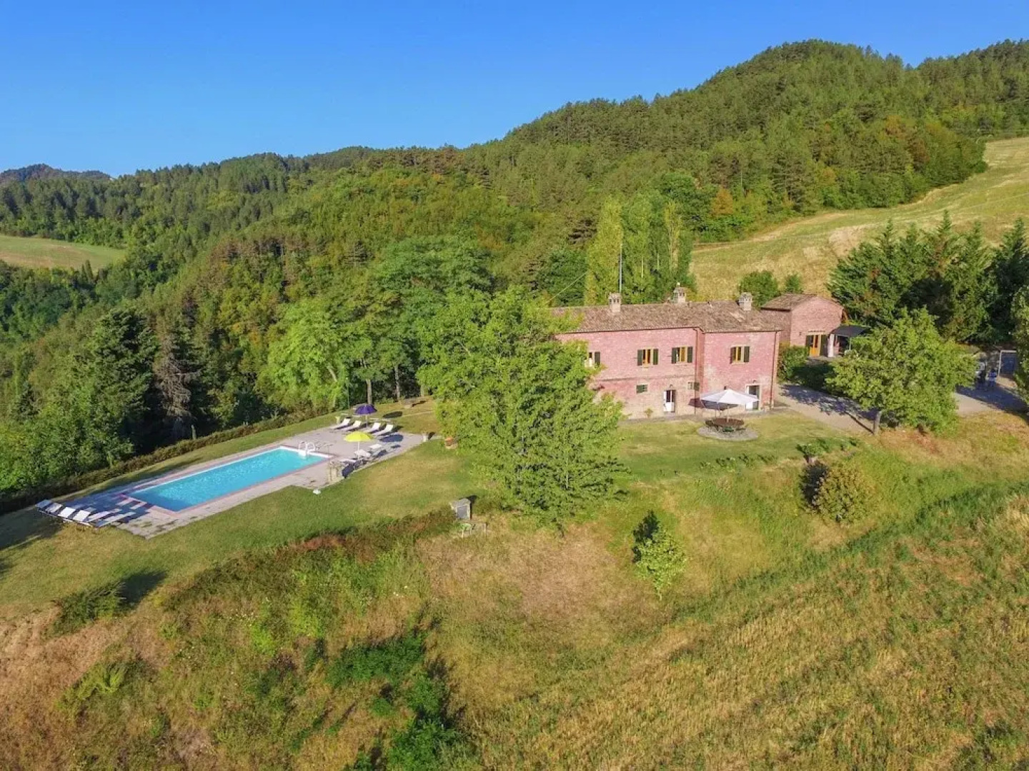 Sprawling Villa With Breathtaking Views In Emilia-Romagna