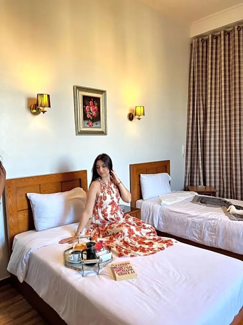 Hyde Park House Hotel