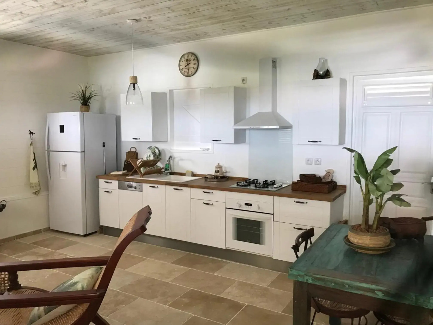 Villa 1 de standing 80m2 avec piscine et vue imprenable sur la mer et sur la campagne