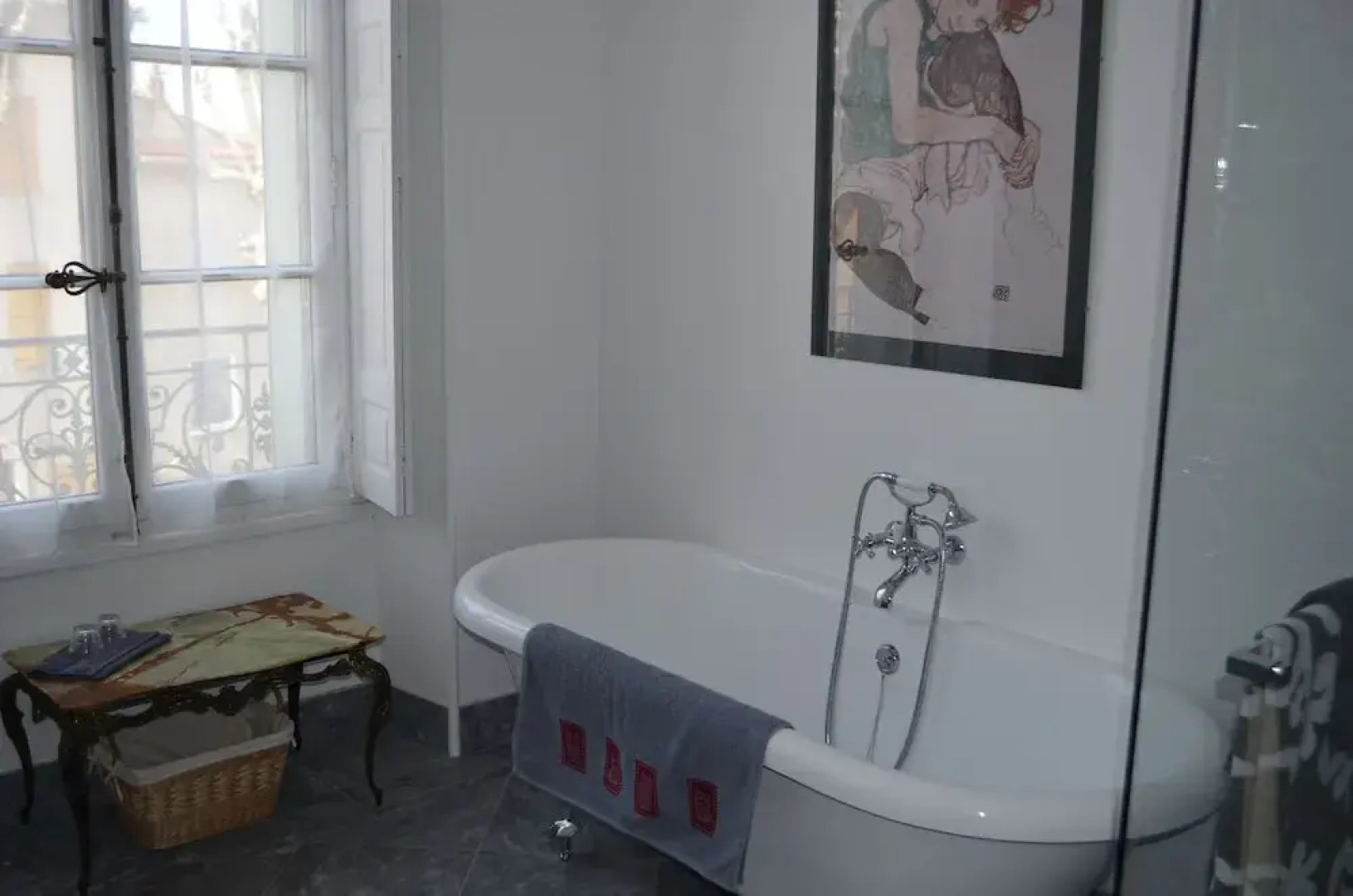 Two-Bedroom Apartment in Le Barroux