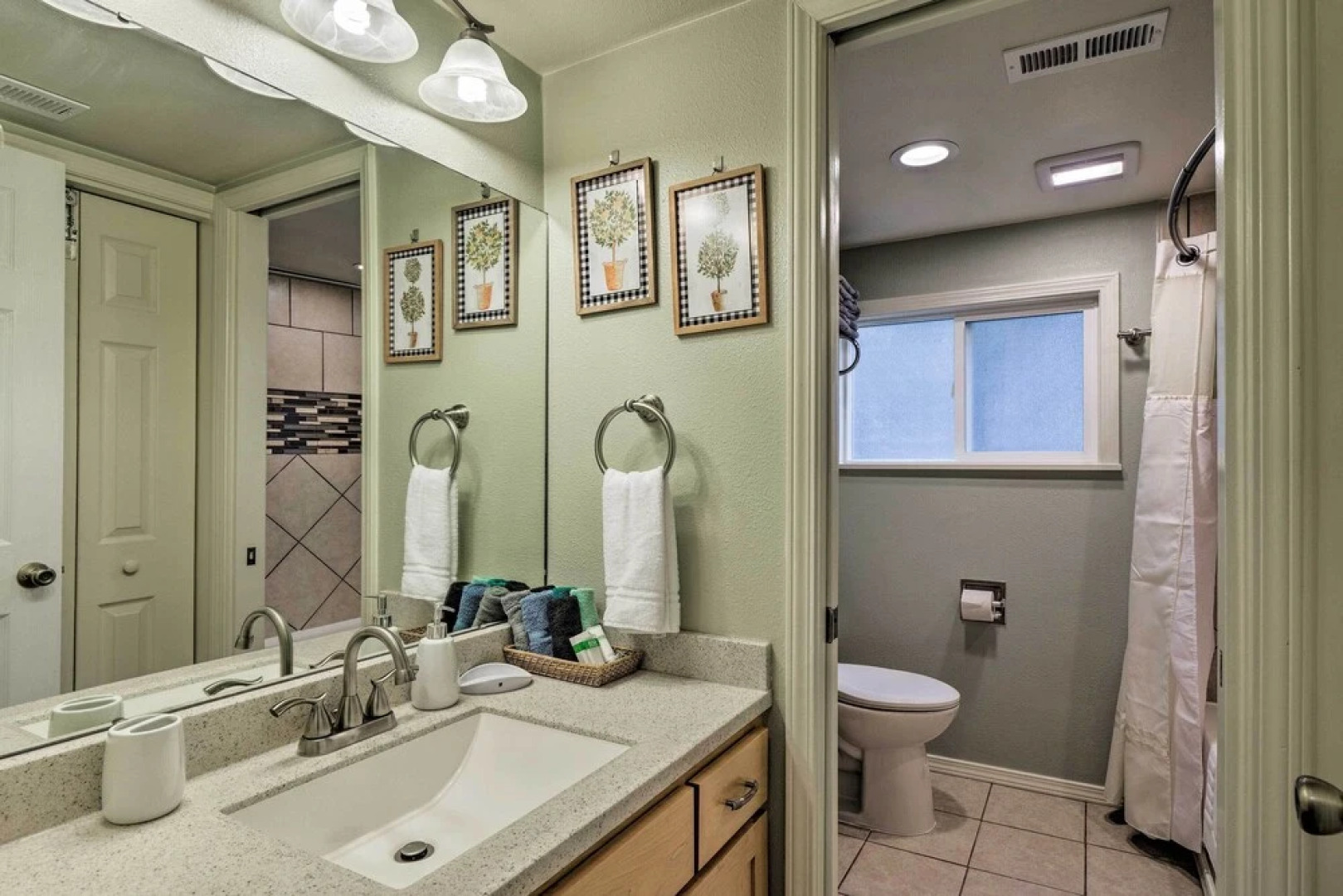 Manitou Springs Home - 2 Mi to Garden of the Gods!