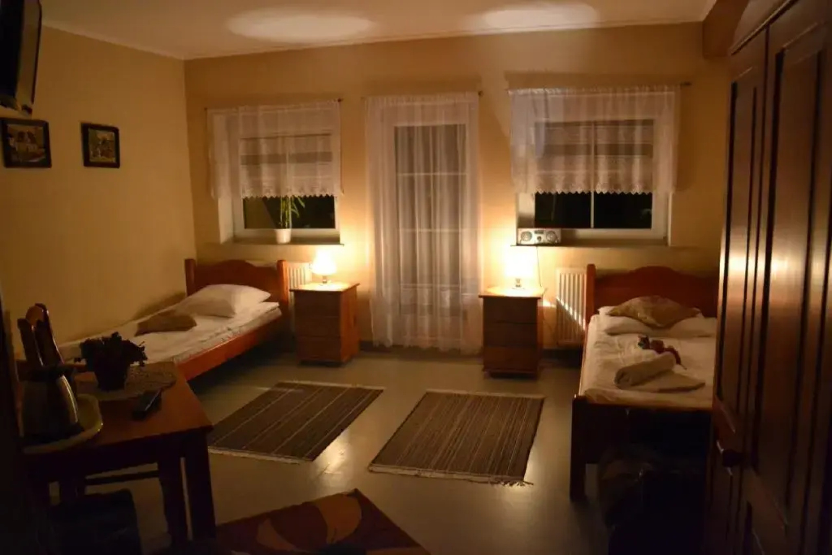 Hotelik - Modlin Airport