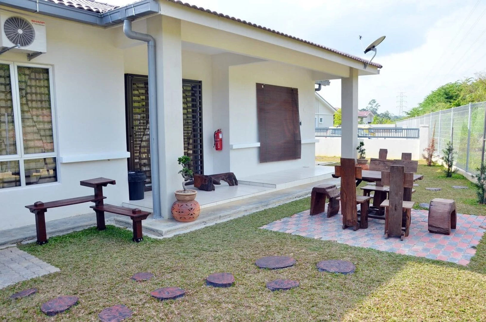 Nur Banglo Homestay Port Dickson
