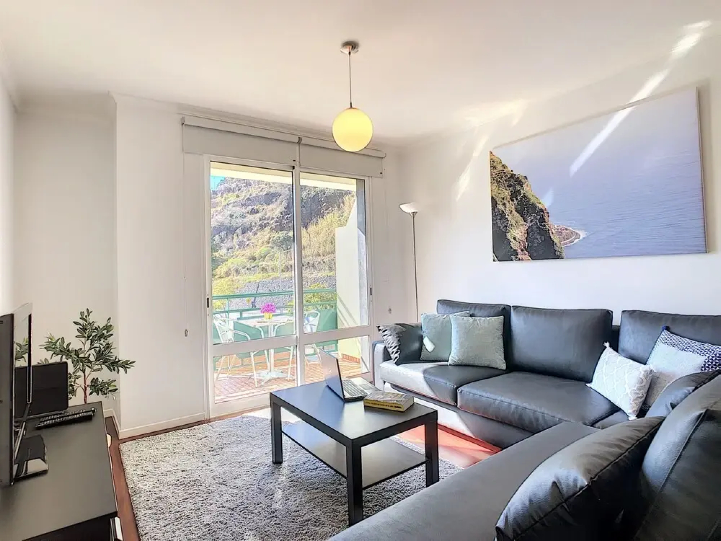 Sea N' Sun Apartment