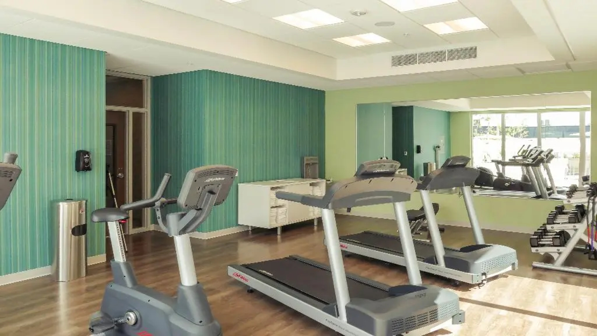 Holiday Inn Express & Suites Miami Airport East by IHG