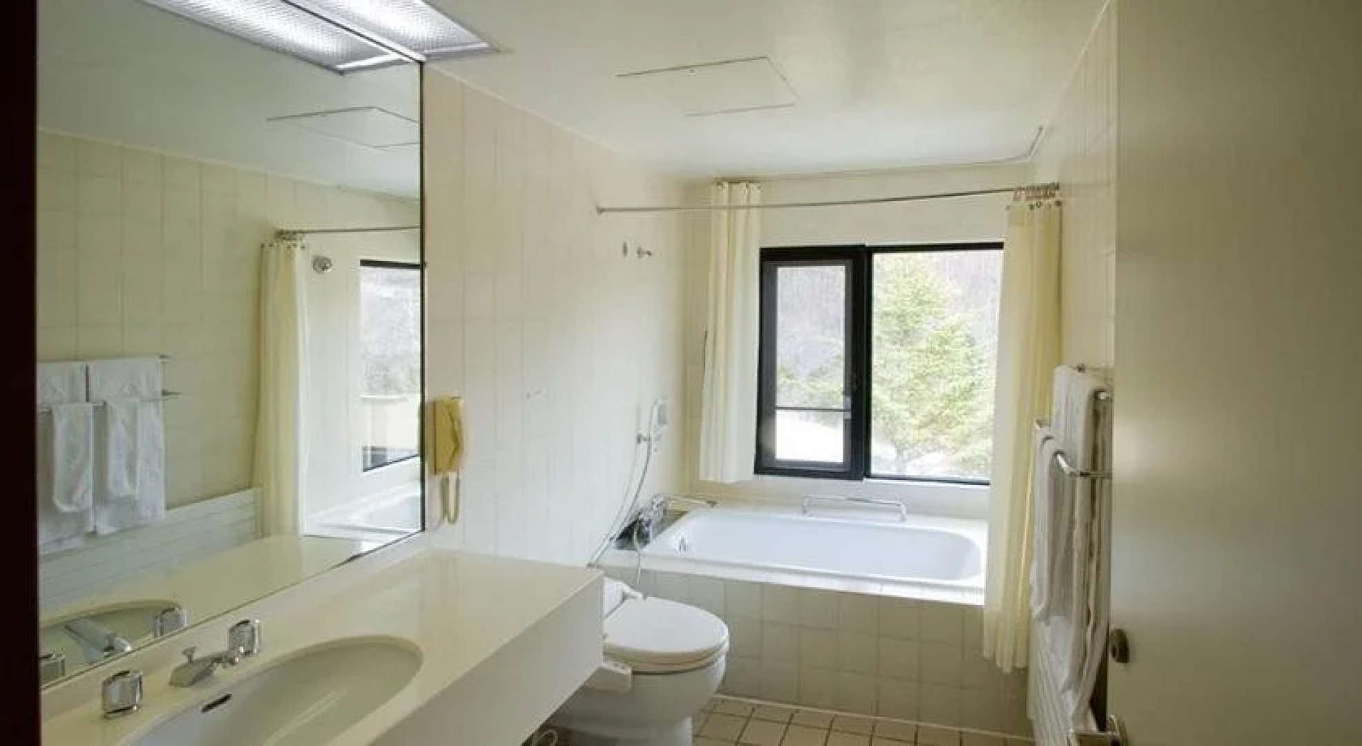 Yatsugatake Kogen Lodge