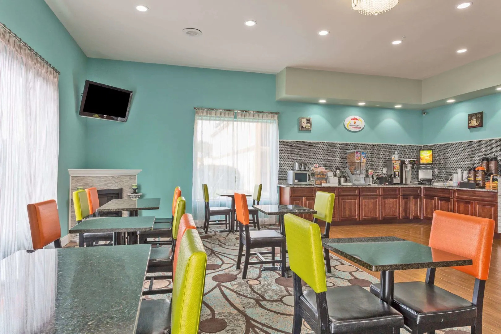 Red Roof Inn Savannah - Richmond Hill/ I-95