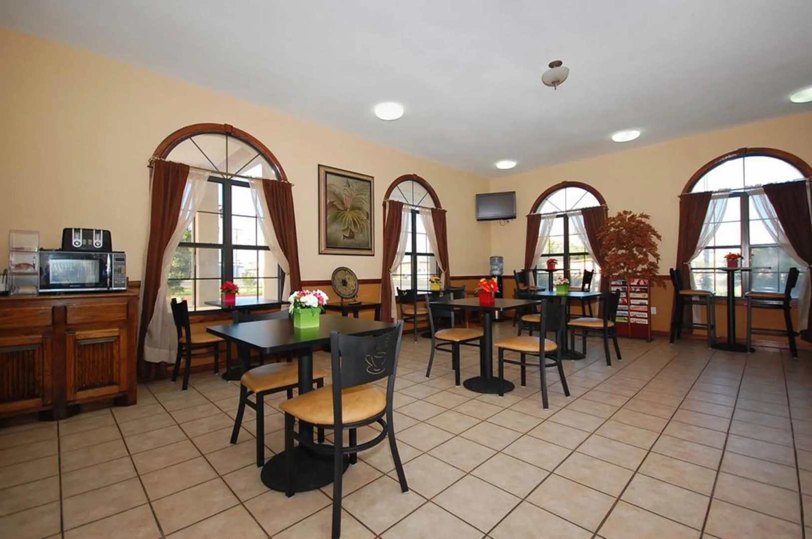 SureStay Hotel by Best Western Alice