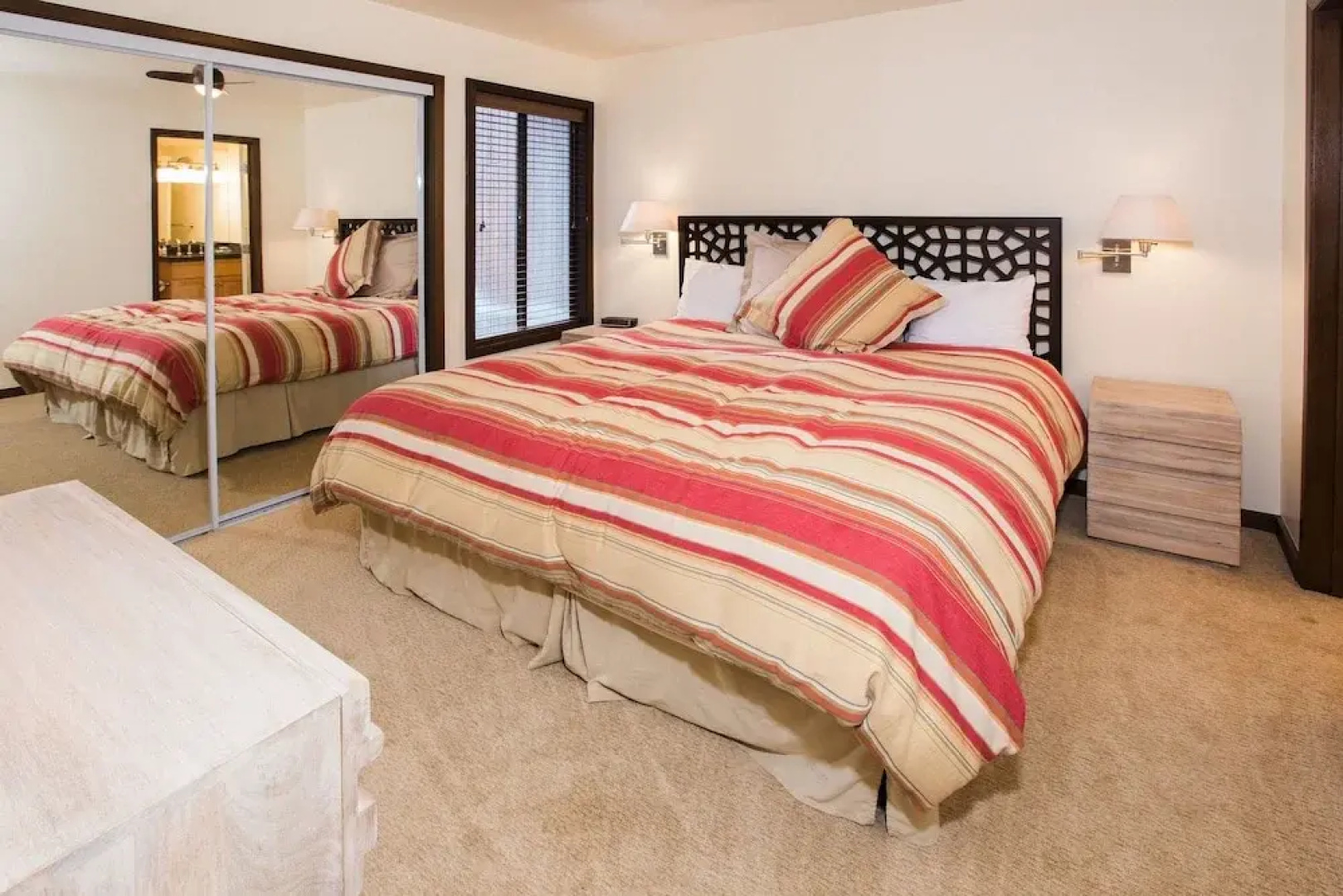 Three Kings Condo Near the Lifts by RedAwning