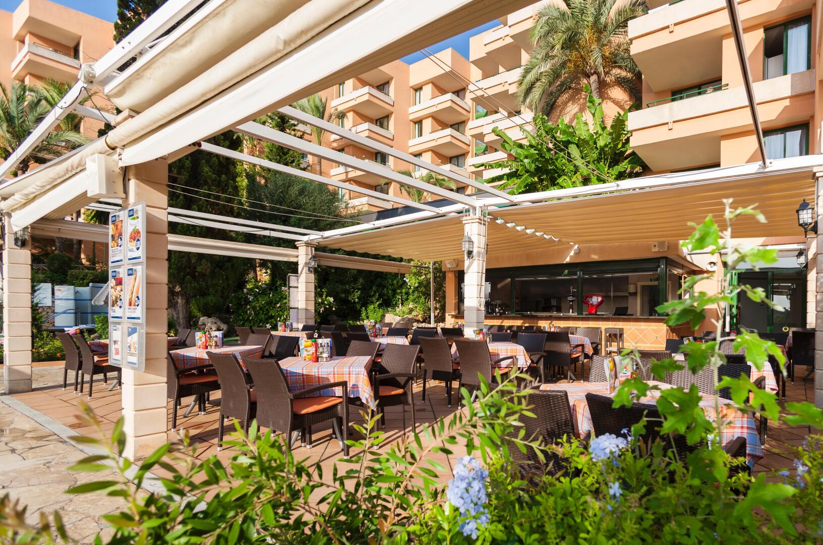 Apartamentos Globales Nova