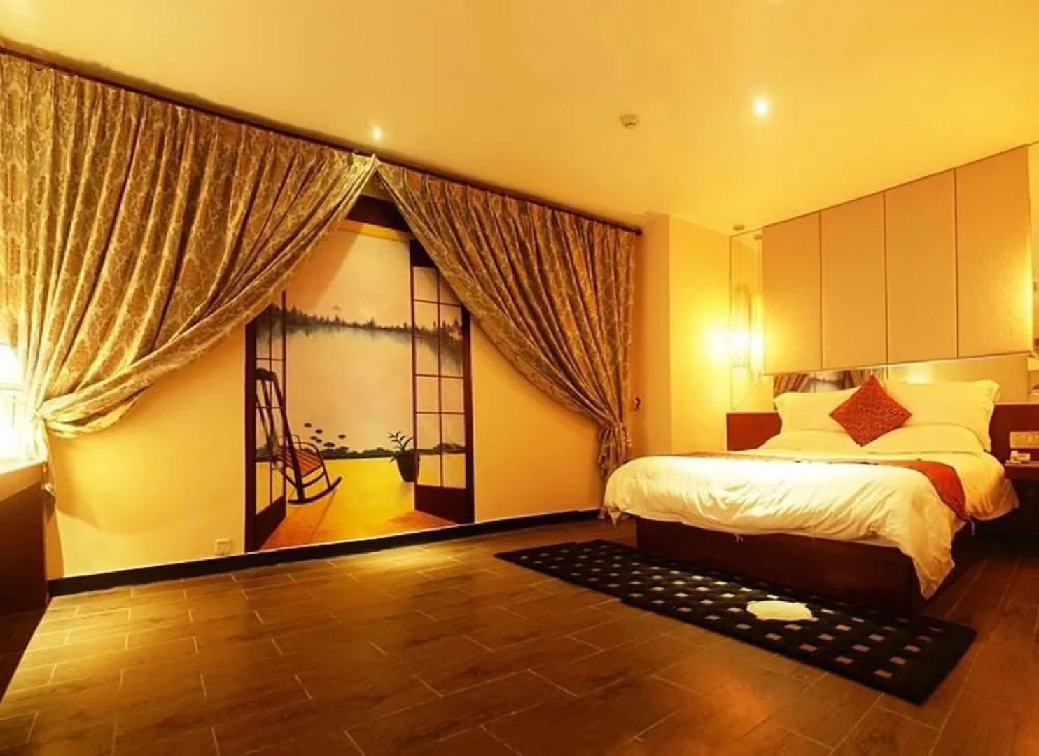 Haikou Holiday Plaza Business Hotel